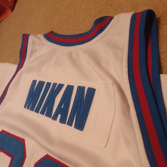 George Mikan Throwback Jersey - Picture 8 of 9